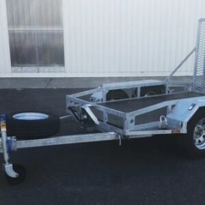 Tandem Trailer side